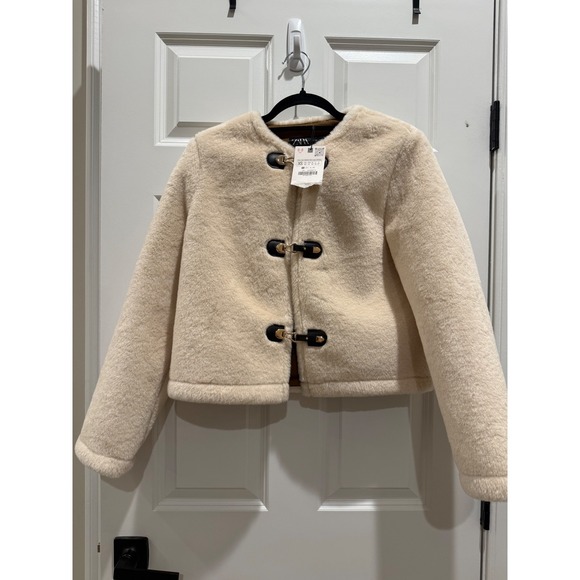 Zara Faux Fur Jacket Cream Ecru Cropped Toggle Coat 6318/266/712 Womens XS NEW - Picture 6 of 8